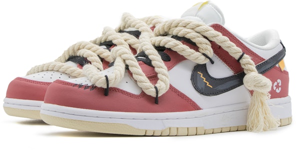 Zapatillas Nike Dunk Low 'Chicago Deconstruido Negro Blanco Rojo' DV0833-100(Team57-男款牛仔) Lookbook Zapatillas Nike Dunk Low 'Chicago Deconstruido Negro Blanco Rojo' DV0833-100(Team57-男款牛仔)