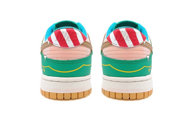 Shop 나이키 덩크 로우 '크리스마스 벨 리본 트리' (커스텀) DH0952-100(TeamE-男款圣诞树绿棕粉)