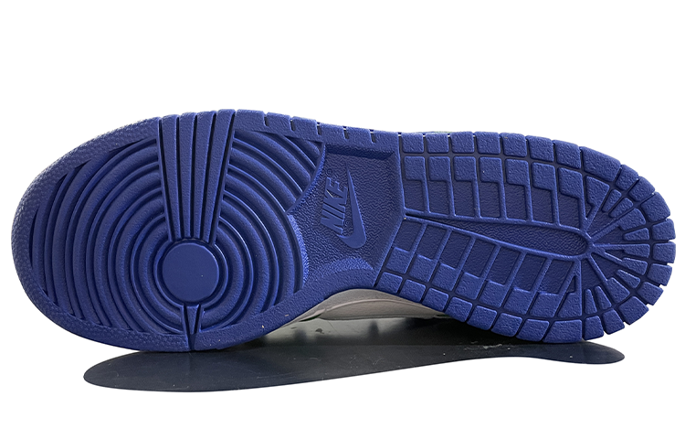 Details for [Sneakers Kustom] Nike Dunk Low 'Gingerbread Natal Dilukis Biru Hijau' FD9064-110(TeamD-男女款姜饼)