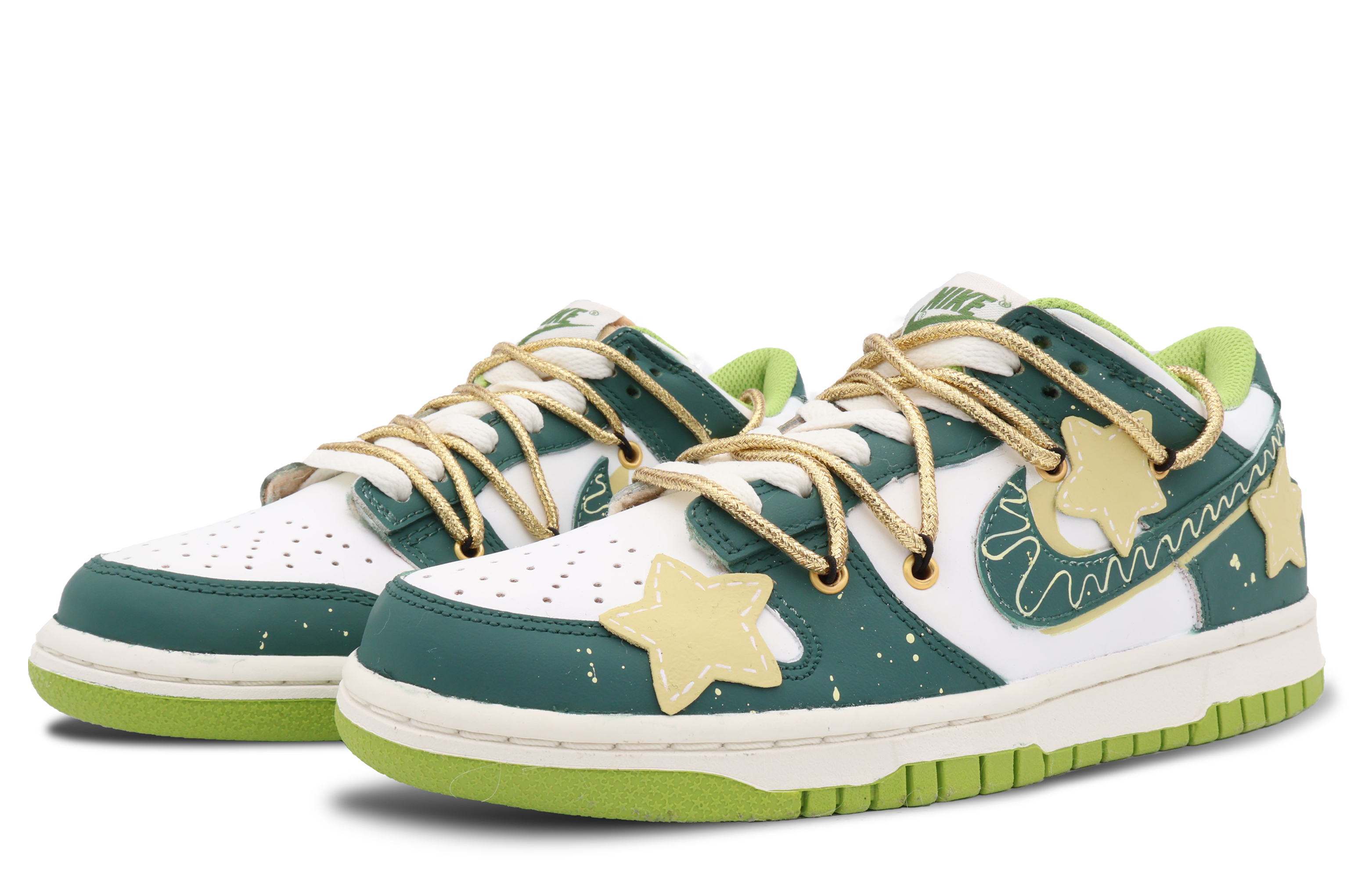 Lookbook 【定制球鞋】 Nike Dunk Low 聖誕樹 情侶禮物 星星 結構 潮流 低幫 板鞋 GS 白綠黃