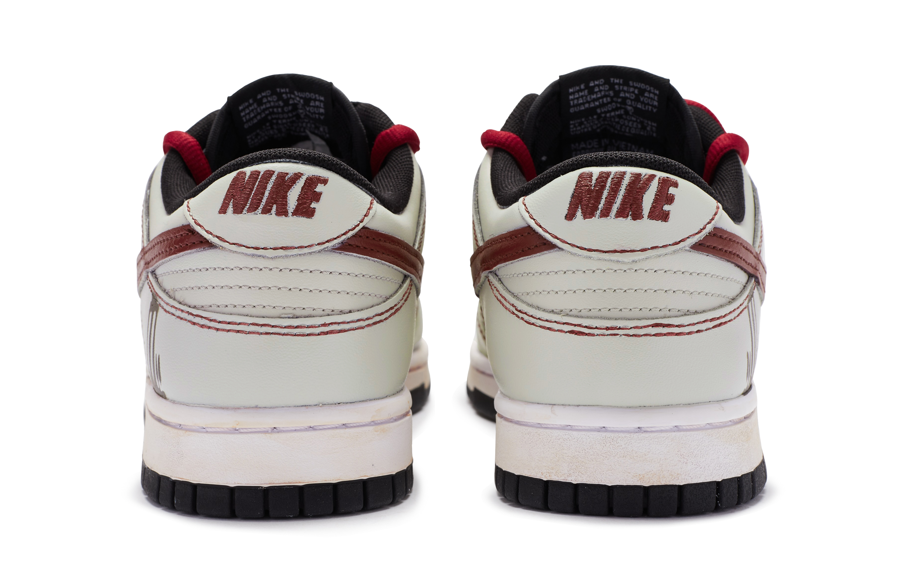 Shop 나이키 덩크 로우 '시티 러브 - 화이트 블랙 레드' (커스텀) CW1590-100(TeamR-女款罗曼)