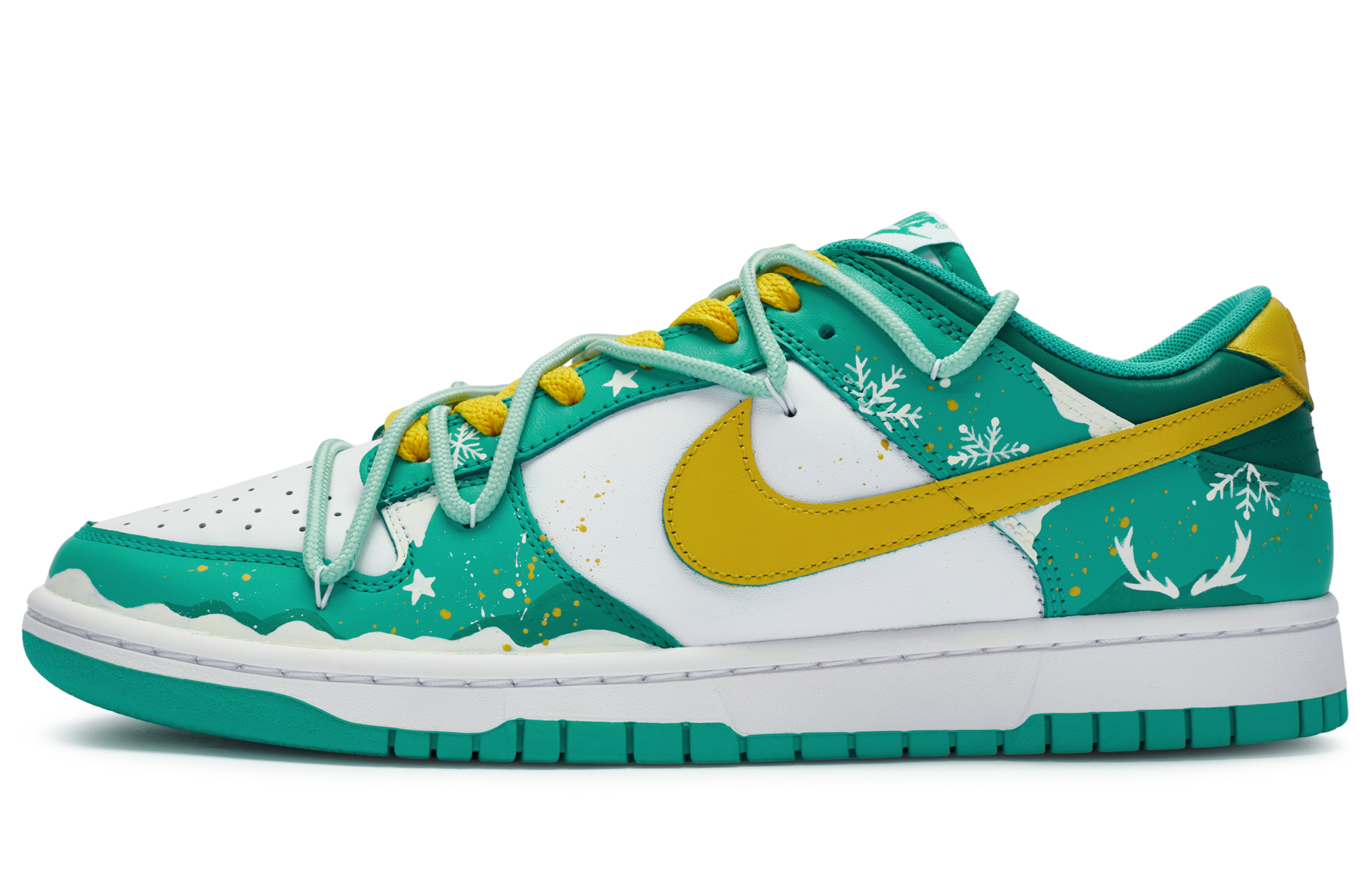 Buy ナイキ ダンク Low クリスマストナカイ (カスタム) DV0833-101-485192