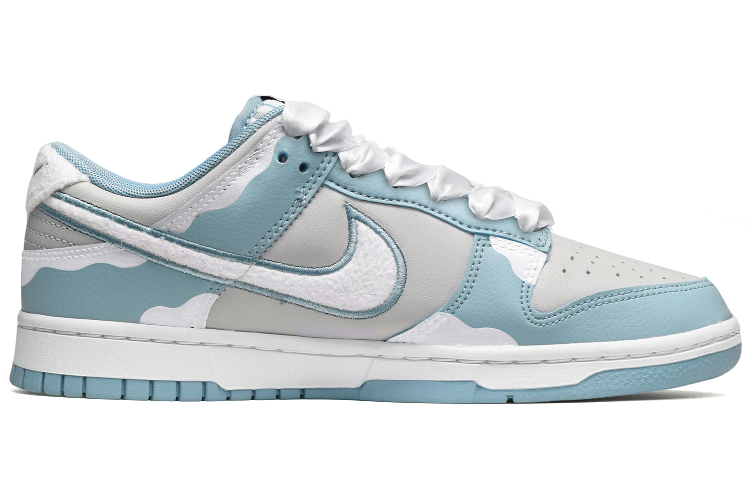 Order Nike Dunk Low カスタム「卯年」 (Nike Danku Rō Kasutamu 「Usagi-doshi」) FB1871-011(TeamE-男款云朵小狗蓝白灰BOX)