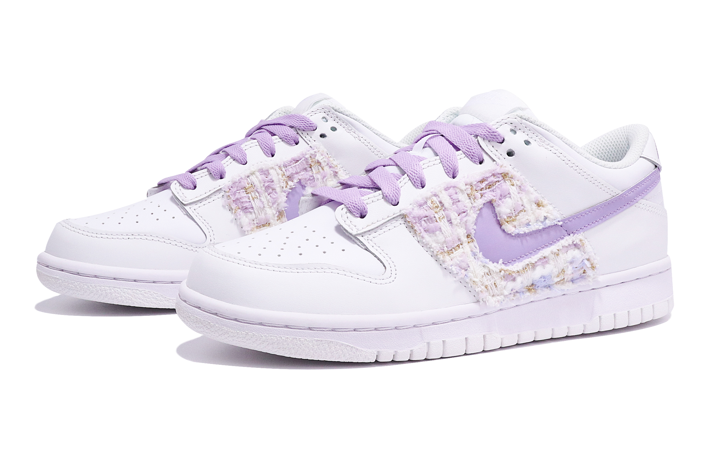 Lookbook 【定製球鞋】Nike Dunk Low 小香風 手工縫紉 貼布 復古 簡約 重工 低幫 板鞋 GS 白粉紫