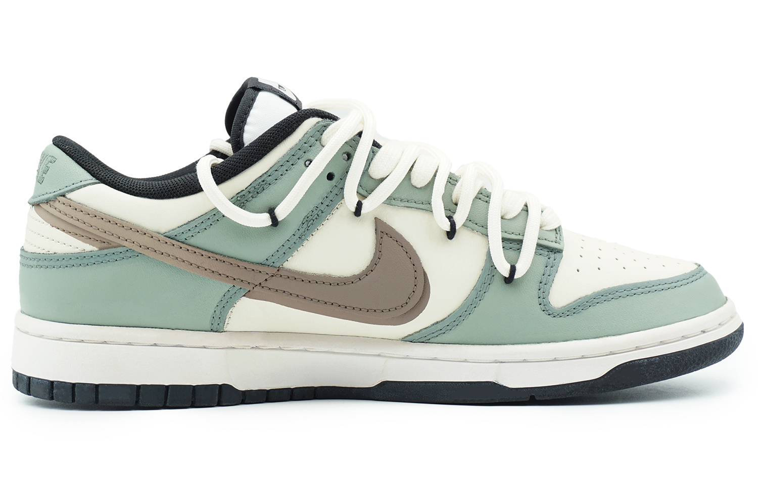 Order 나이키 덩크 로우 '커스텀 판다 티파니' (Nike Dunk Low 'Custom Panda Tiffany') CW1590-100-444032