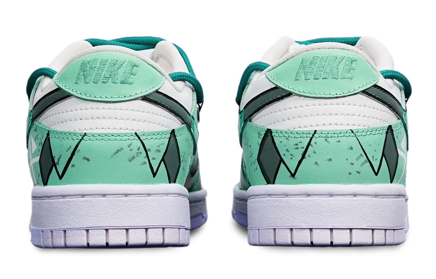 Shop カスタム ダンク ロー "サイバーパンク メカ - 緑白" DH9765-100(TeamT-战损蒂芙尼女S-BOX)