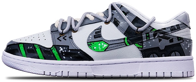 custom-shoes-nike-dunk-low-cyberpunk-vibe