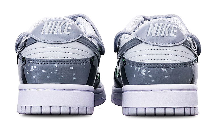 Shop 【カスタムシューズ】ナイキ ダンク ロー「サイバーパンクバイブ」 DH9765-100(TeamT-机械白灰绿S-BOX)