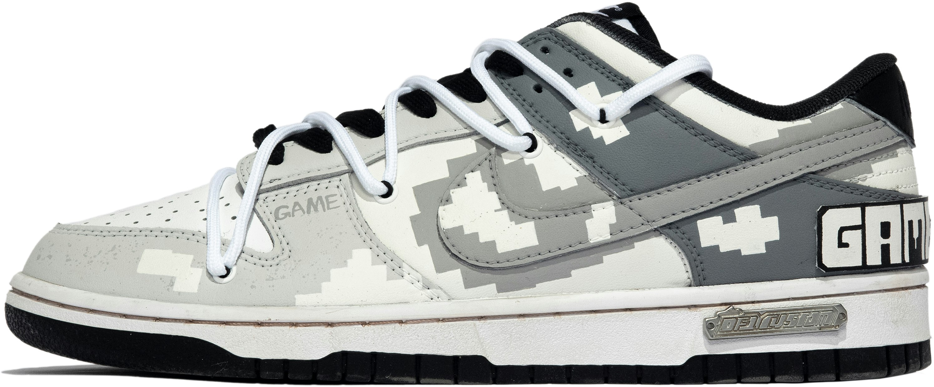 custom-shoes-nike-dunk-low-da-vinci-custom-black-white-grey