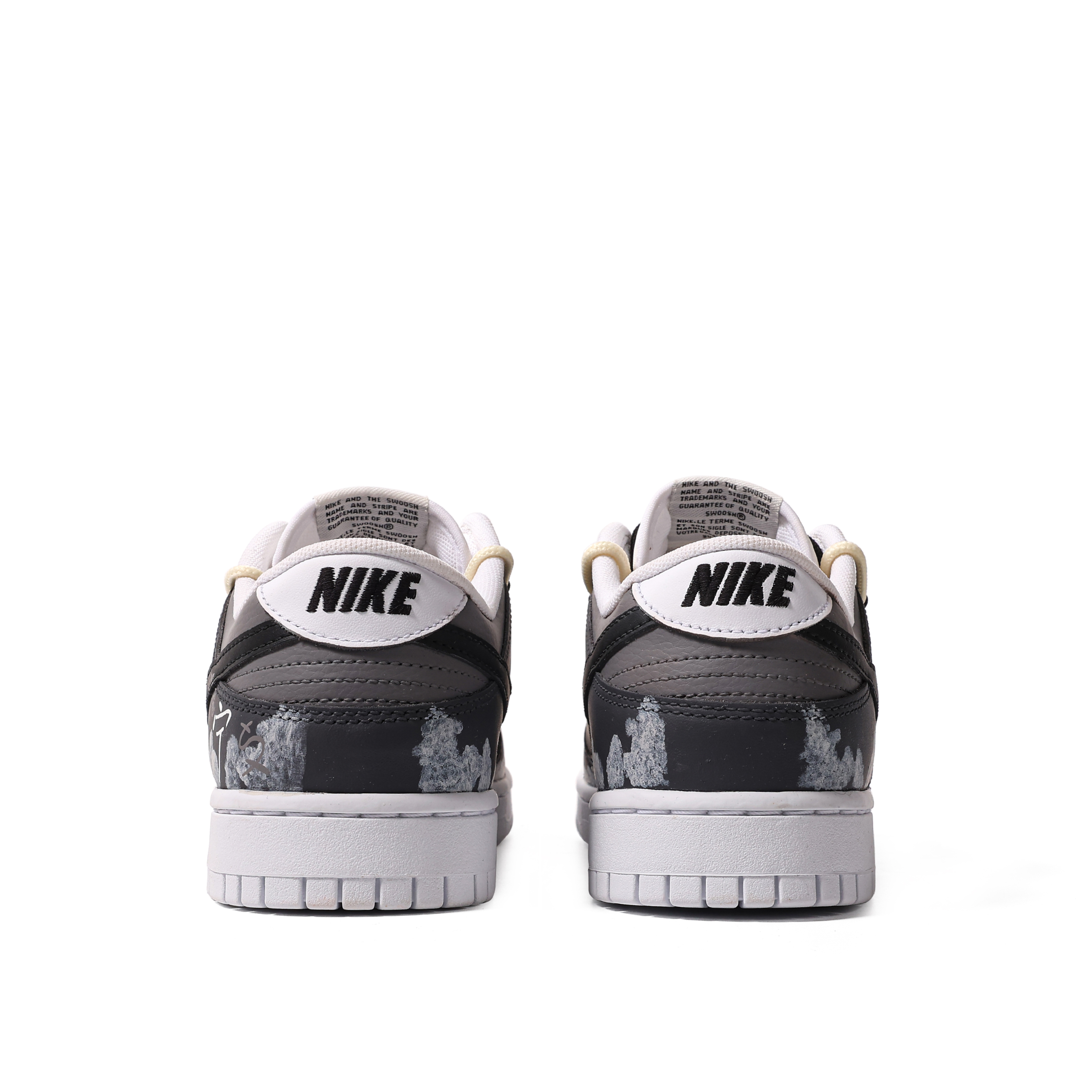 Shop [Kasut Custom] Nike Dunk Low 'Da Vinci Custom Hitam Putih Coklat' DJ6188-101(TeamM-男款窥见风月S-BOX)