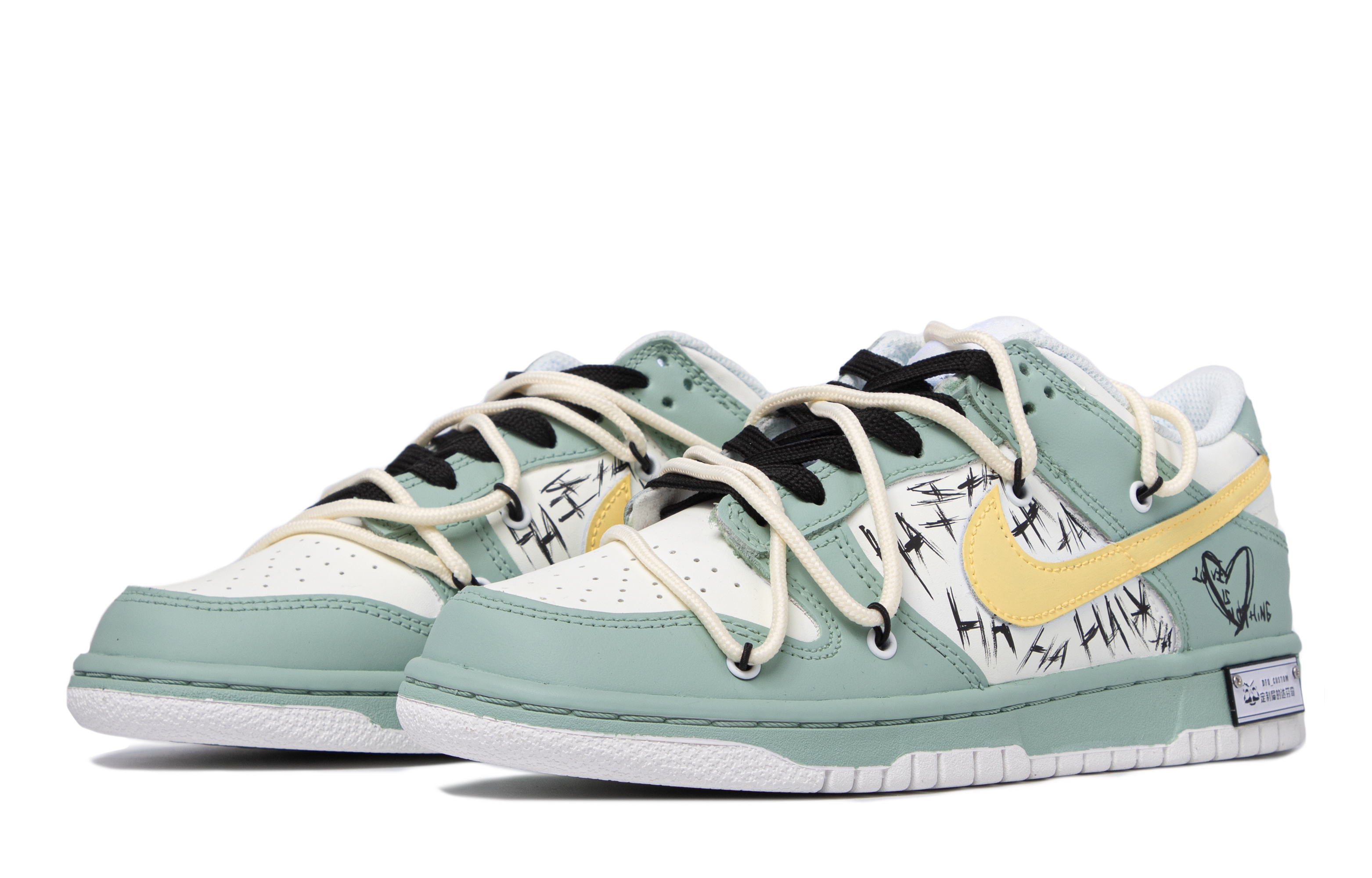 Lookbook 나이키 덩크 로우 '다빈치 그라피티 그린' (커스텀) DH9765-100(TeamM-女款撞色涂鸦青梅绿)