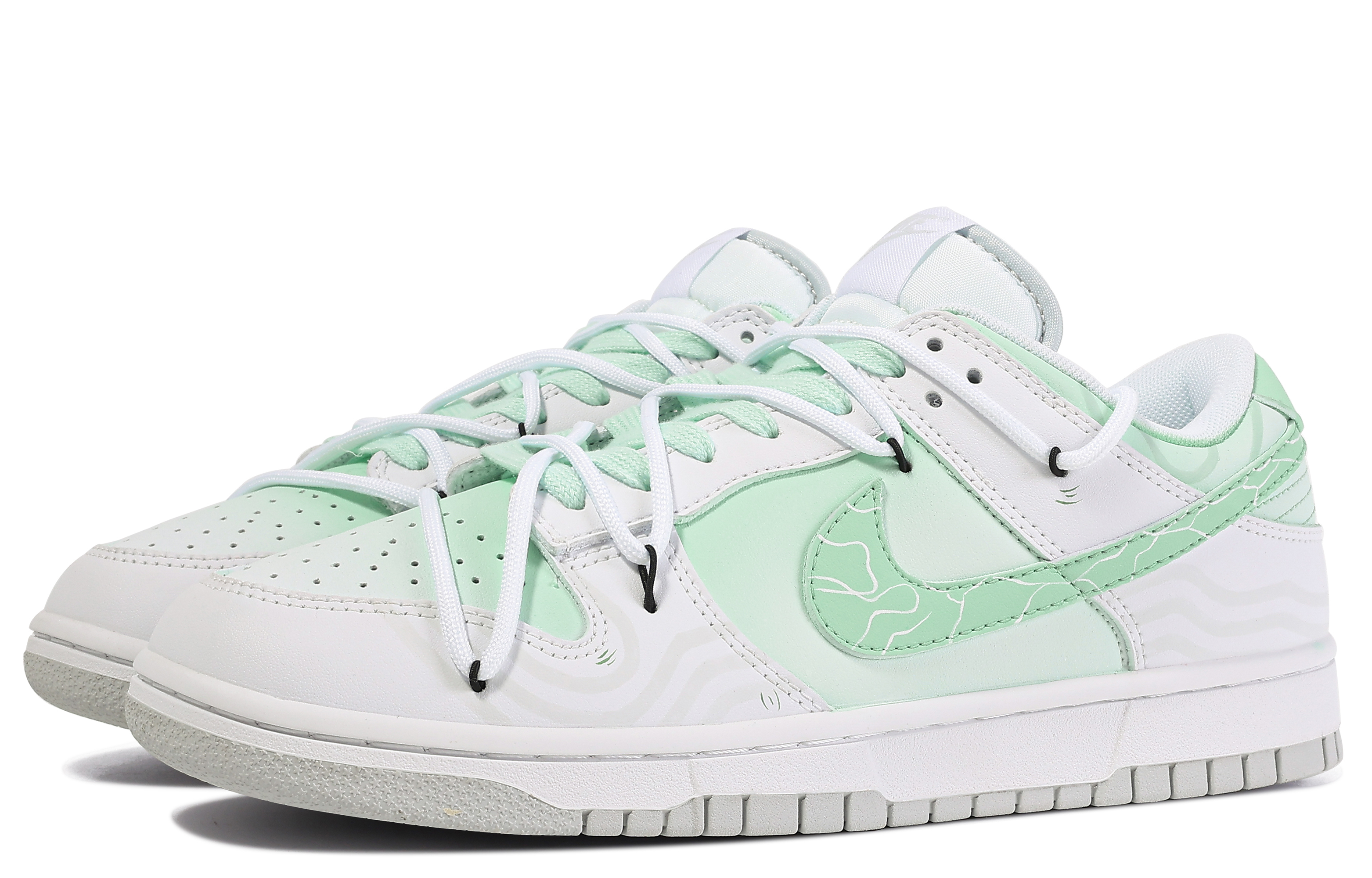 Buy [Sepatu Khusus] Nike Dunk Low 'Da Vinci Summer Breeze' DV0831-101-486396