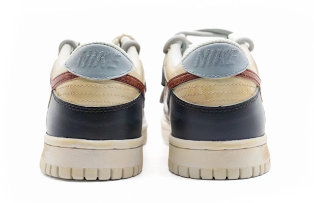 ナイキ ダンク low "デニム落書き" (Nike Danku Low "Denimu Rakugaki") DH9765-100(TeamR-女款牛仔拼接S-BOX) Shop ナイキ ダンク low "デニム落書き" (Nike Danku Low "Denimu Rakugaki") DH9765-100(TeamR-女款牛仔拼接S-BOX)