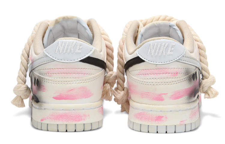 Shop [カスタムシューズ] ナイキ ダンク ロー 'デコンストラクト ブラック-ピンクグラフィティ' DV0831-101(Team24-男款粉做旧涂鸦)