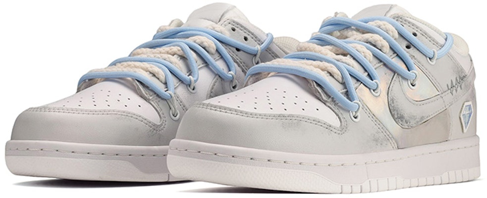 나이키 덩크 로우 '레이저 핸드페인팅 그레이블루' (커스텀) DH9765-100(TeamE-女款未来风灰蓝) Lookbook 나이키 덩크 로우 '레이저 핸드페인팅 그레이블루' (커스텀) DH9765-100(TeamE-女款未来风灰蓝)