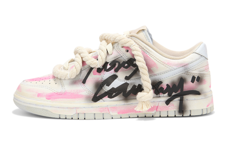 Buy 【カスタムシューズ】ナイキ ダンク ロー「デコンストラクテッド グラフィティ オキシダイズド ブラック-ピンク」 DH9765-102(Team24-女款粉做旧涂鸦)