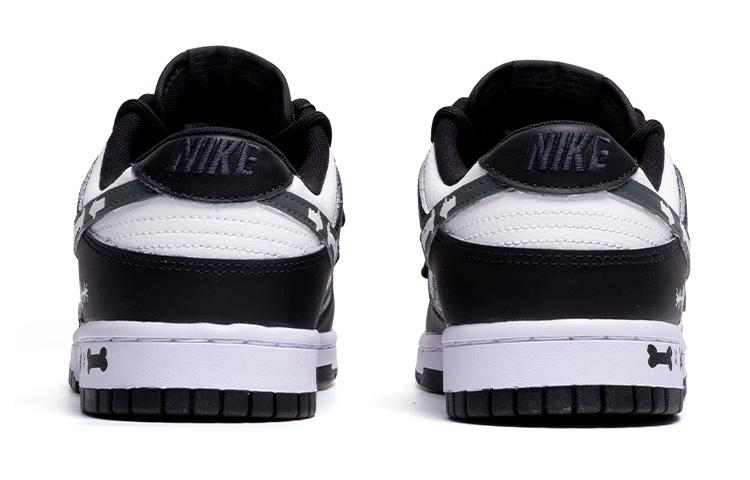 Shop 【客製化球鞋】Nike Dunk Low 解構鞋帶 六一主題 魚化骨 手繪噴繪 潮流塗鴉 低筒 板鞋 GS 黑白