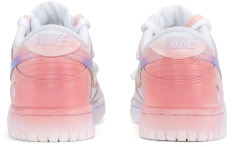 【訂製球鞋】Nike Dunk Low 解構鞋帶 彩虹 手繪噴繪 特殊鞋盒 低幫 板鞋 GS 白粉 Shop 【訂製球鞋】Nike Dunk Low 解構鞋帶 彩虹 手繪噴繪 特殊鞋盒 低幫 板鞋 GS 白粉