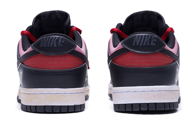 Shop 나이키 덩크 로우 '디컨스트럭티드 핸드페인팅' (스페셜 박스) DH9765-002(TeamR-女款防守S-BOX)