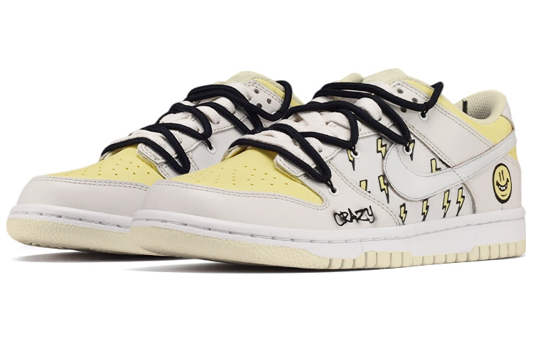 Lookbook 나이키 덩크 로우 '해체 미소 회노'(커스텀) DJ6188-100(TeamE-男款闪电笑脸灰黄)