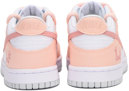 나이키 덩크 로우 '해체된 핑크 로즈' (커스텀) DH9765-102(Team59-女款粉色三) Shop 나이키 덩크 로우 '해체된 핑크 로즈' (커스텀) DH9765-102(Team59-女款粉色三)