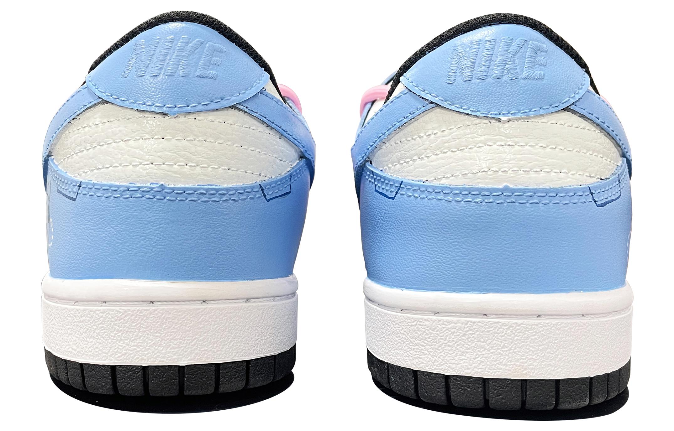 Shop 나이키 덩크 로우 '데님 블루 & 핑크 그래피티' (커스텀) DH9765-002(TeamD-GS款粉色星球)