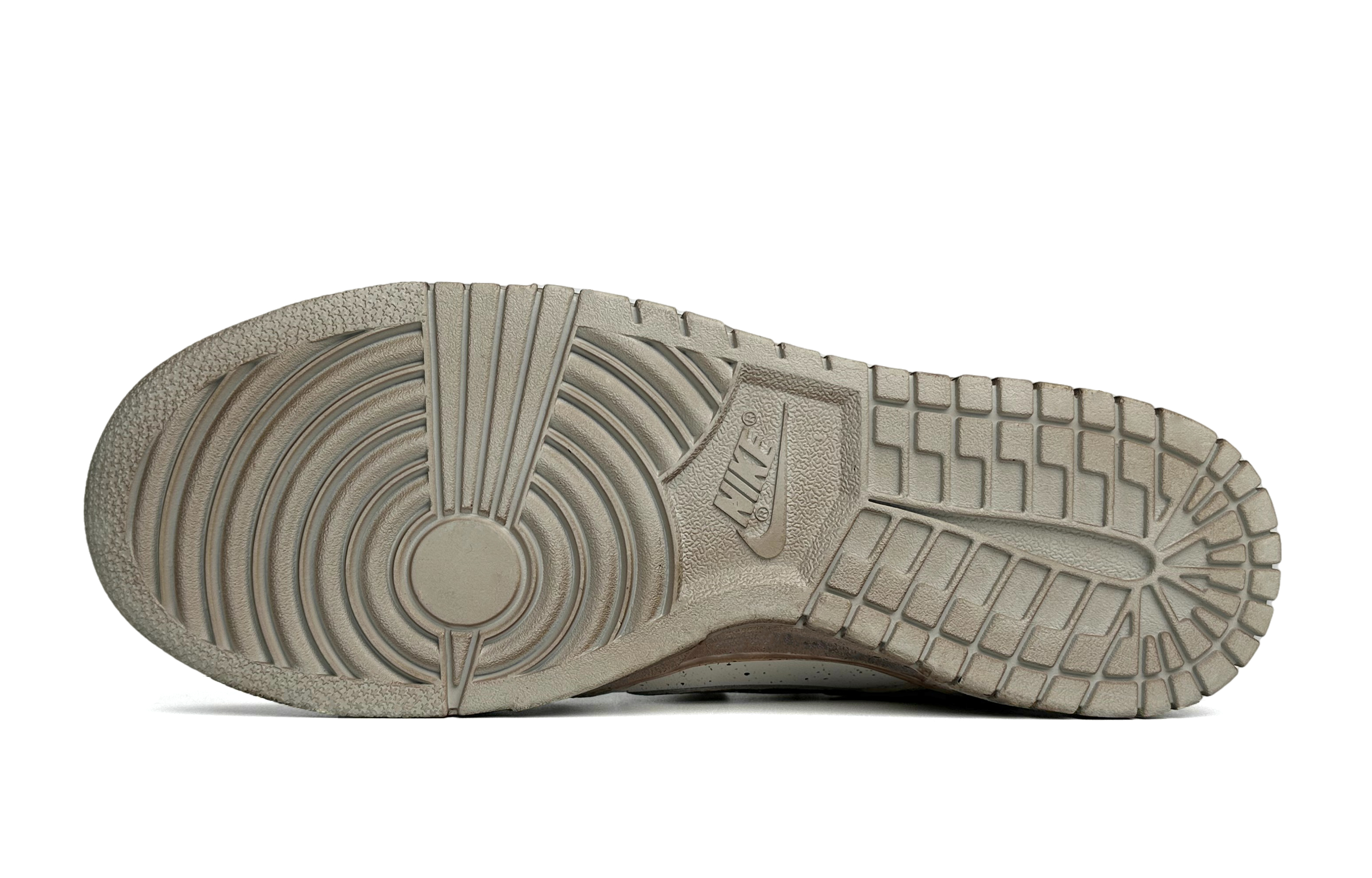 Purchase ナイキ ダンク ロー "デザートゴス スプラッシュインク" (カスタム) DV0831-101(Team87-荒漠哥特男款灰棕)