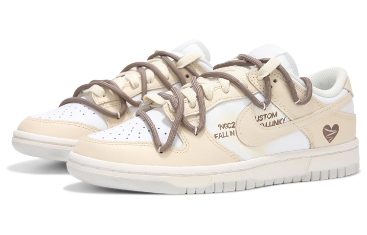 Lookbook [Kasut Tersuai] Nike Dunk Low 'Desert Sand Oxidized Heartbeat' DV0831-101(Team24-男款米黄爱心)