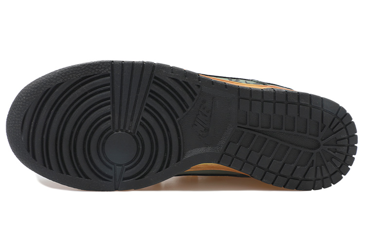 Sizing [Shoes Custom] Nike Dunk Low 'Distressed Green Gradient Skull' DD1391-100(Team拾玖-复古做旧绿男)