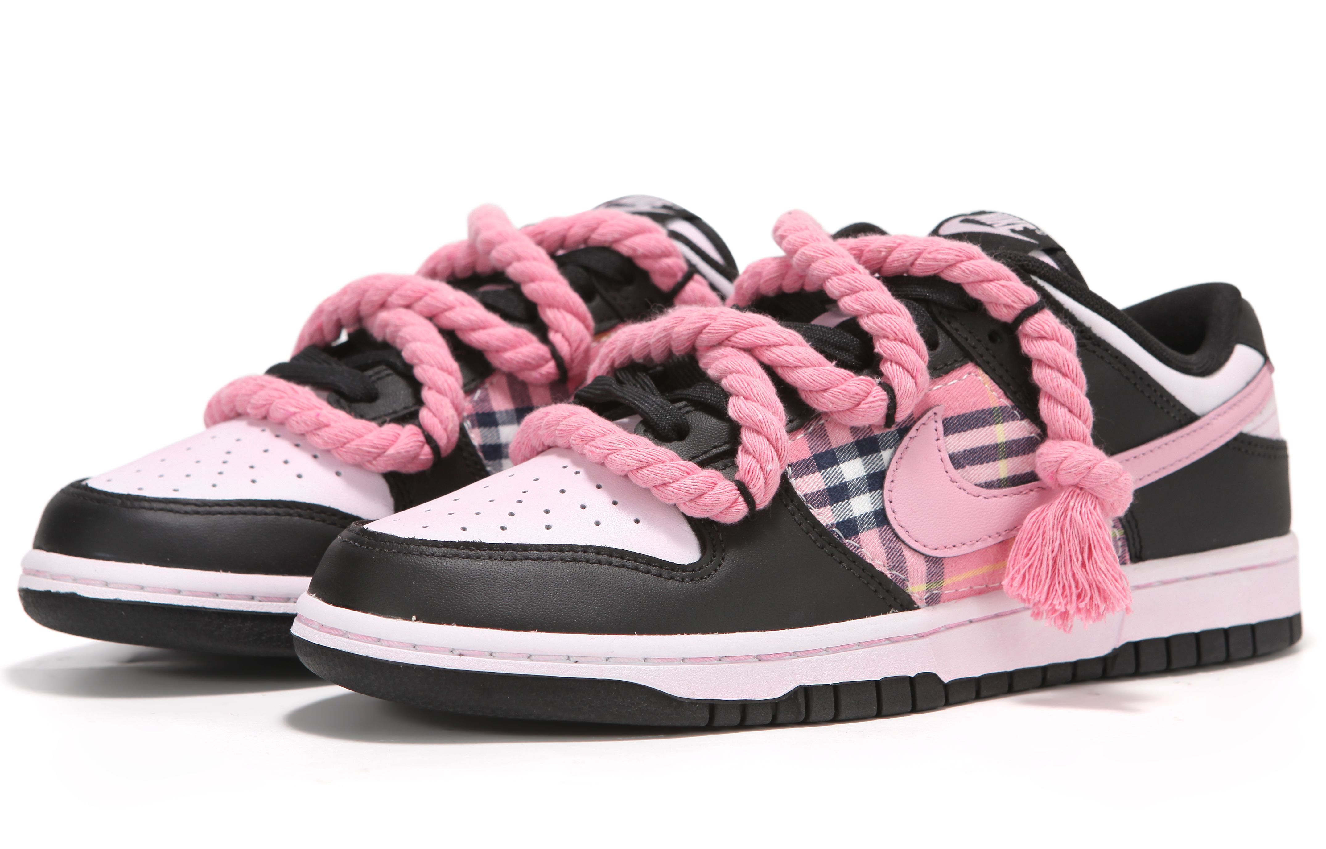 Lookbook ナイキ ダンク カスタム「パンダ錆加工」
(Nike Danku Kasutamu "Panda Sabi Kakō") DD1391-100-484954