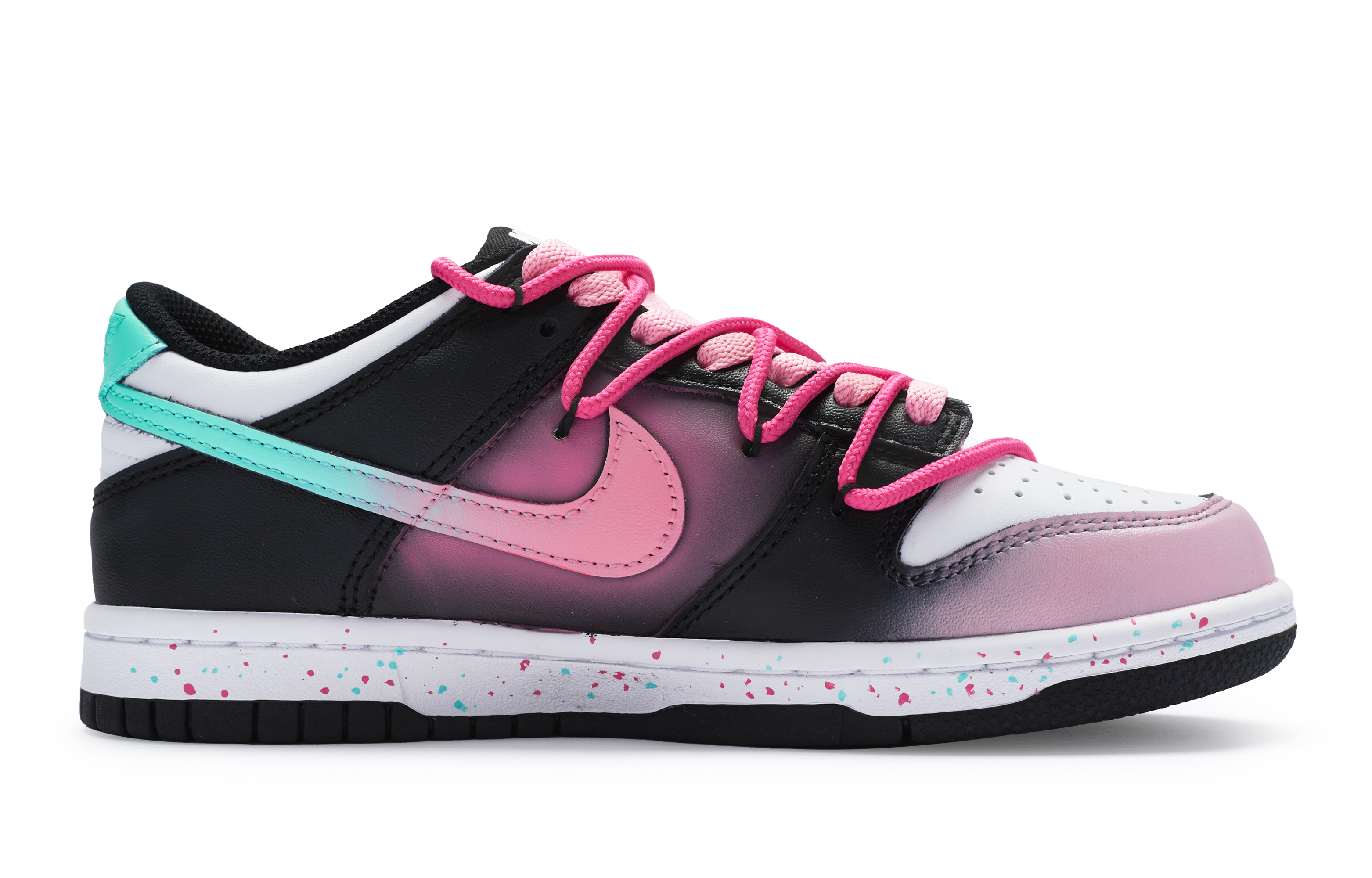 Order [Kasut Custom] Nike Dunk Rendah 'Dopamine Gwen' CW1590-100(Team80-女款格温绑带少女黑白粉)