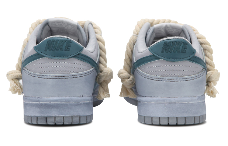 Shop 나이키 덩크 로우 '데님 페이즐리 디컨스트럭티드' (그레이블루) DJ6188-003(Teamfour-男款腰果花灰蓝)