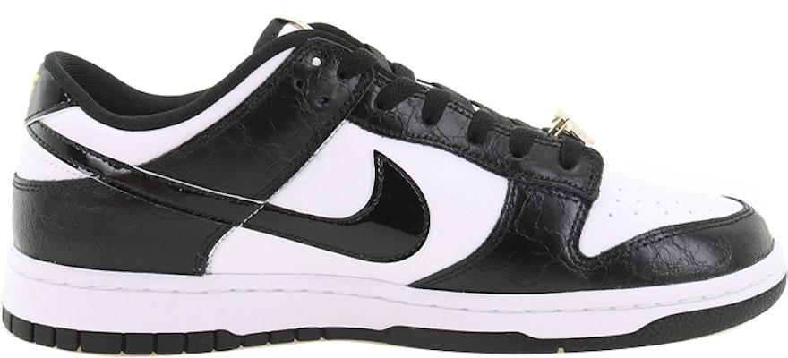 【客製球鞋】 Nike Dunk Low 永恆愛心 愛心鉤子 復古 防滑輕便 低筒 板鞋 男款 黑白 Order 【客製球鞋】 Nike Dunk Low 永恆愛心 愛心鉤子 復古 防滑輕便 低筒 板鞋 男款 黑白