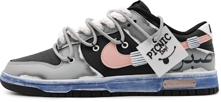 【客製化球鞋】Nike Dunk Low 摩根色變 複古 刺繡標籤 侵蝕漸變 染舊作風 低筒 滑板鞋 GS 粉黑灰 Buy 【客製化球鞋】Nike Dunk Low 摩根色變 複古 刺繡標籤 侵蝕漸變 染舊作風 低筒 滑板鞋 GS 粉黑灰