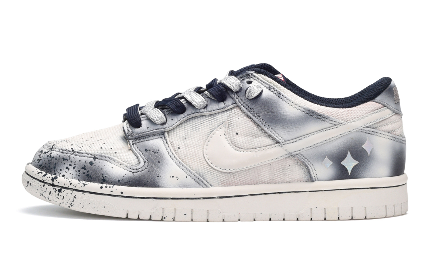Buy [Sepatu Kustom] Nike Dunk Low 'Galaxy Graffiti' DM1051-400(TeamE-女款银河漫游黑白)