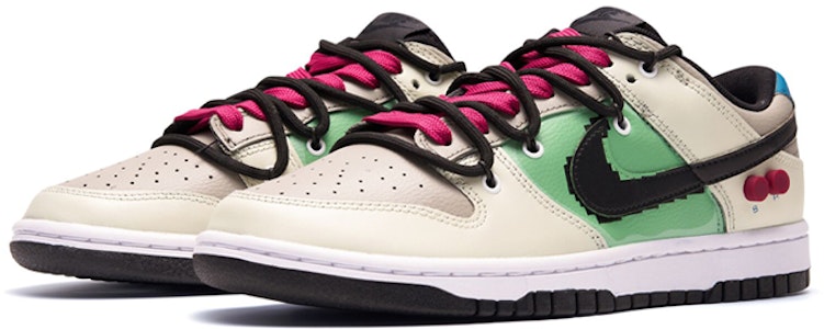 【定制球鞋】Nike Dunk Low 解構鞋帶 GAMEBOY 電玩遊戲機 低幫 板鞋 GS 綠黑米 Lookbook 【定制球鞋】Nike Dunk Low 解構鞋帶 GAMEBOY 電玩遊戲機 低幫 板鞋 GS 綠黑米