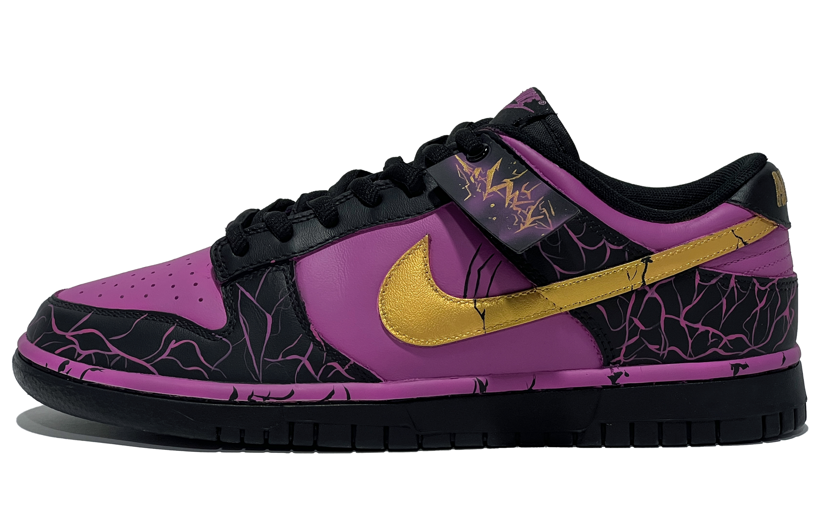 Buy 나이키 덩크 로우 '고딕 외계인 침공 검보라' (shortened: 덩크 로우 '고딕 외계인 검보라') DD1391-100-445564