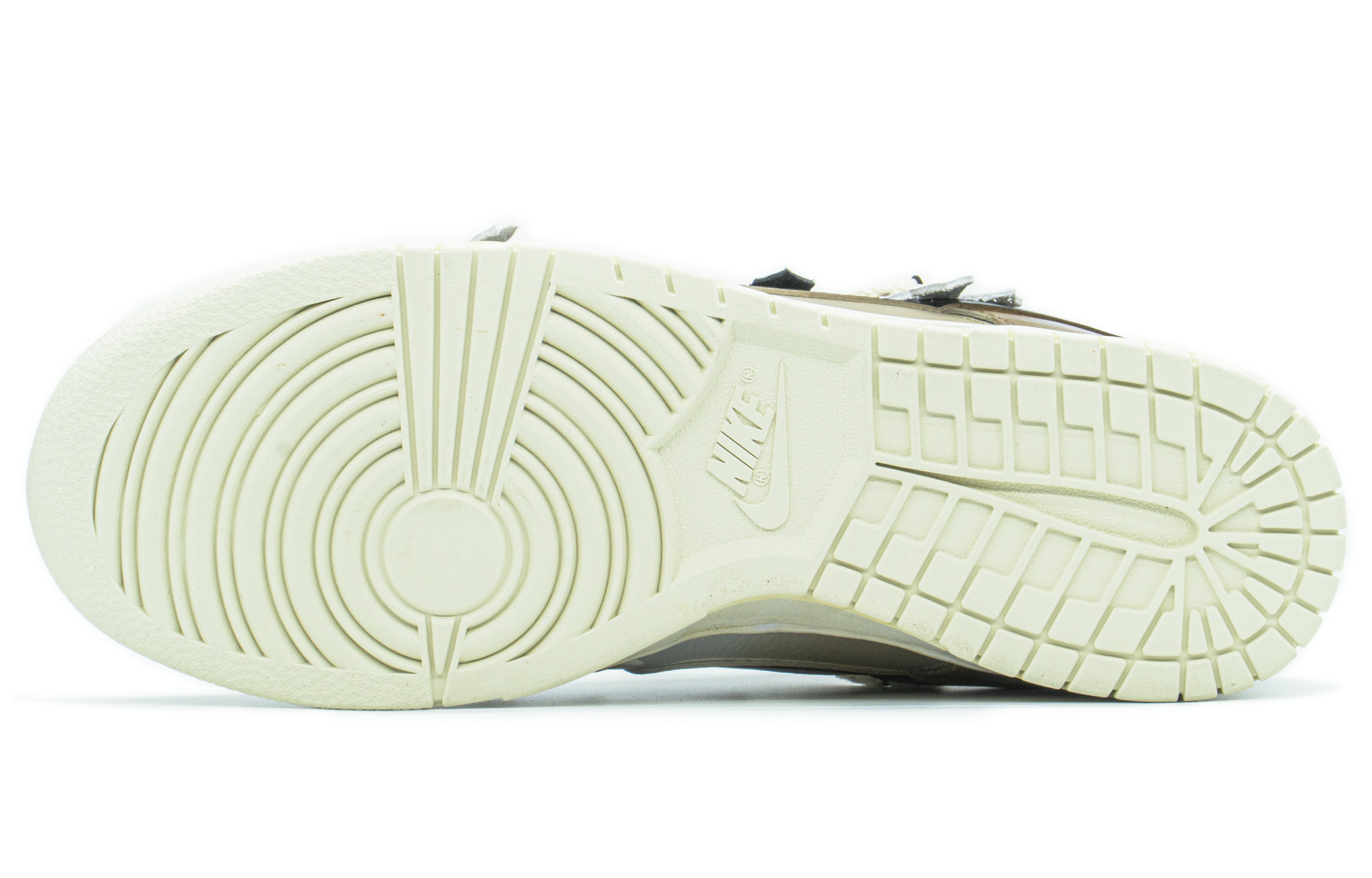 Details for 【定制球鞋】Nike Dunk Low FZBB 出遊限定 禮盒 哥特十字架 貼皮 Vibe風 低幫 板鞋 男款 棕灰