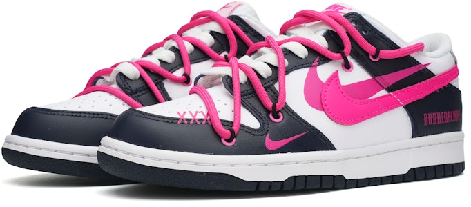 ナイキ ダンク ロー「ゴシックスウッシュ ホワイト ブラック ピンク」カスタムシューズ FB9109-401(Team35-活力三钩) Shop ナイキ ダンク ロー「ゴシックスウッシュ ホワイト ブラック ピンク」カスタムシューズ FB9109-401(Team35-活力三钩)