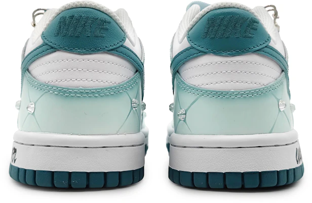 【訂製球鞋】Nike Dunk Low 青青糯山 鑲鑽 漸變青綠 小清新色彩 低筒 板鞋 GS 青色 Purchase 【訂製球鞋】Nike Dunk Low 青青糯山 鑲鑽 漸變青綠 小清新色彩 低筒 板鞋 GS 青色