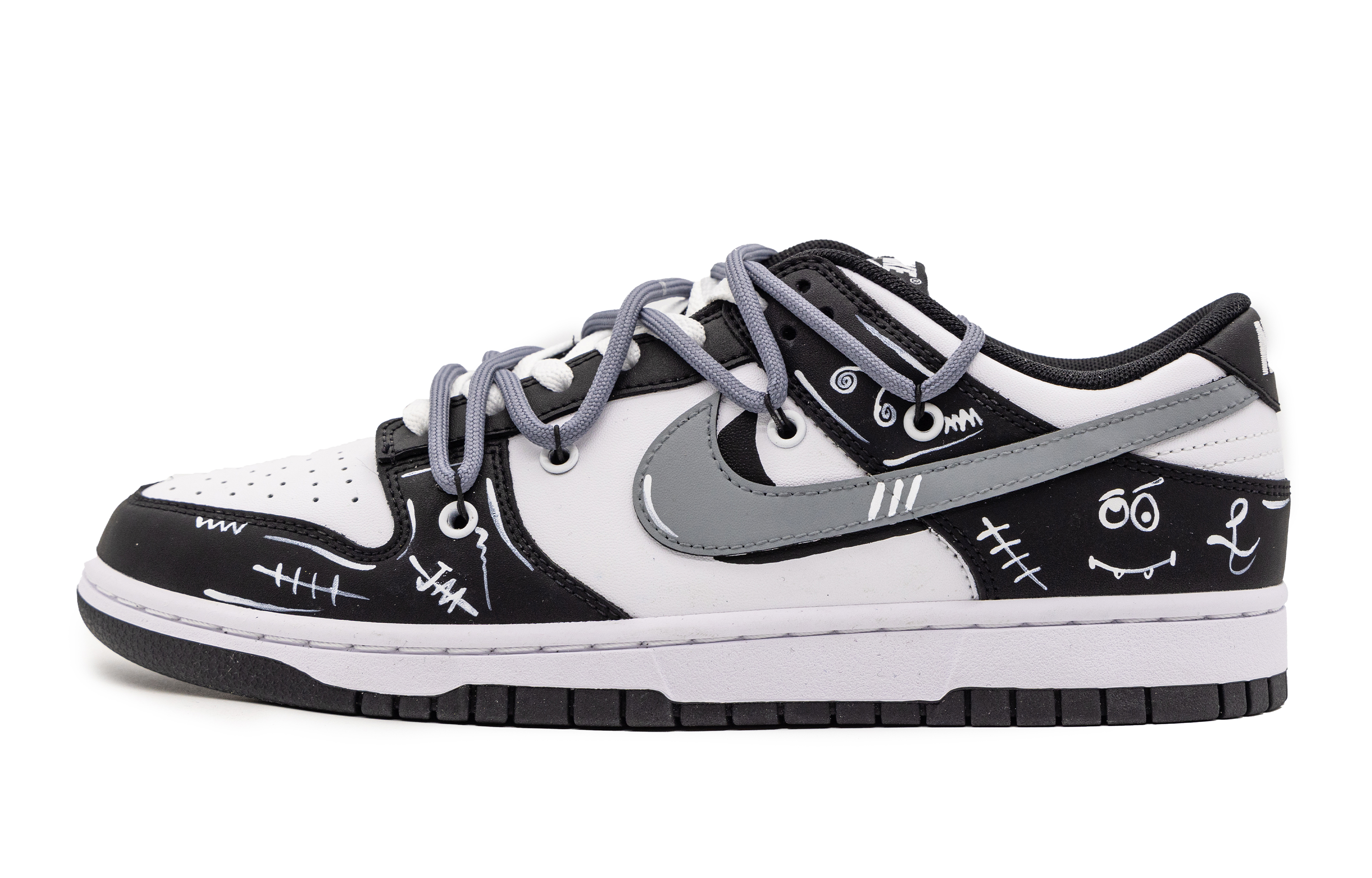 Buy 【客製球鞋】Nike Dunk Low 解構塗鴉 怪獸百搭 低筒 滑板鞋 GS 黑白