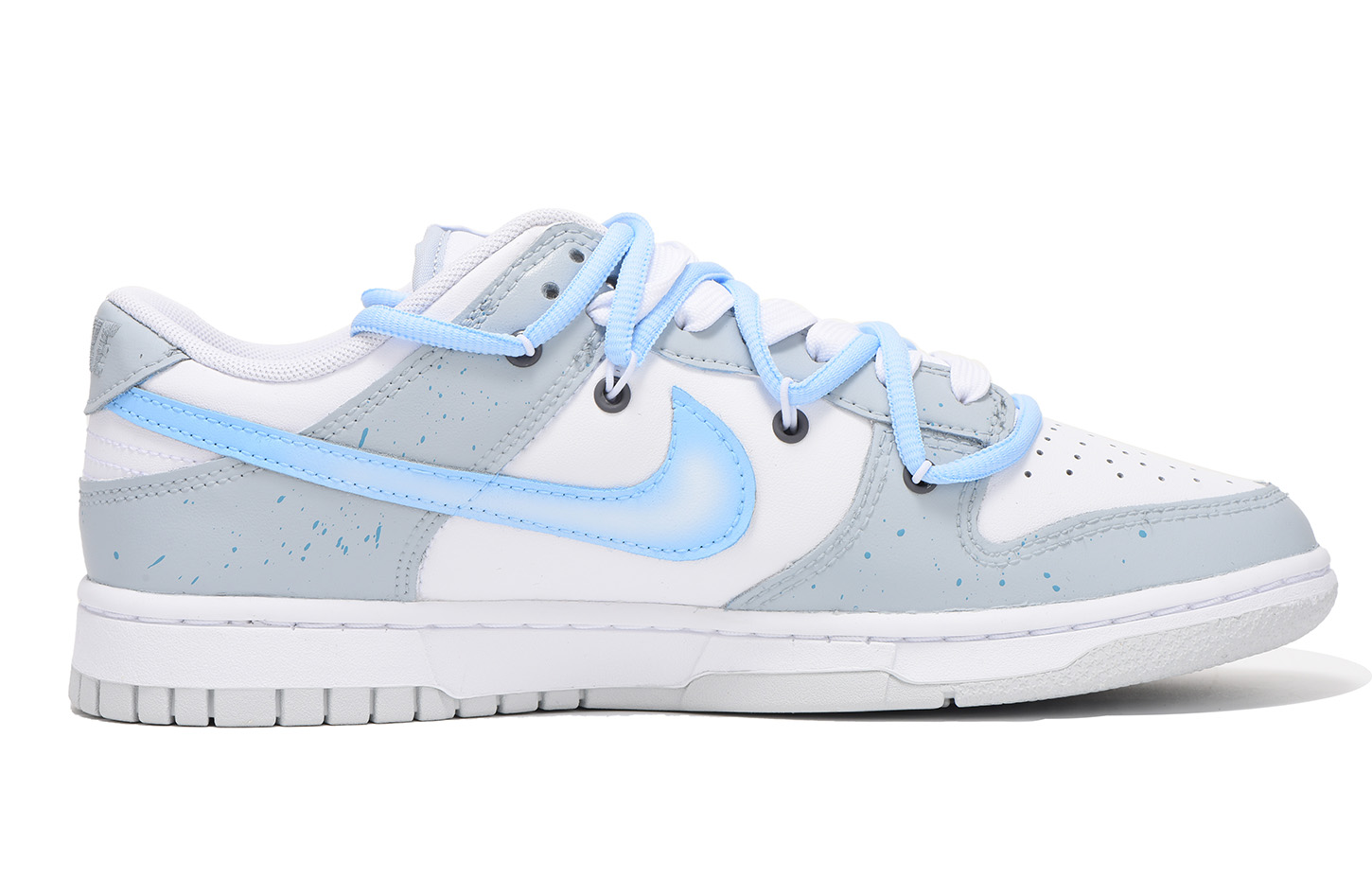 Order [Sepatu Custom] Nike Dunk Low 'Abu-Abu Biru Vibe' DV0831-101(Team拾伍-男款07电玩)