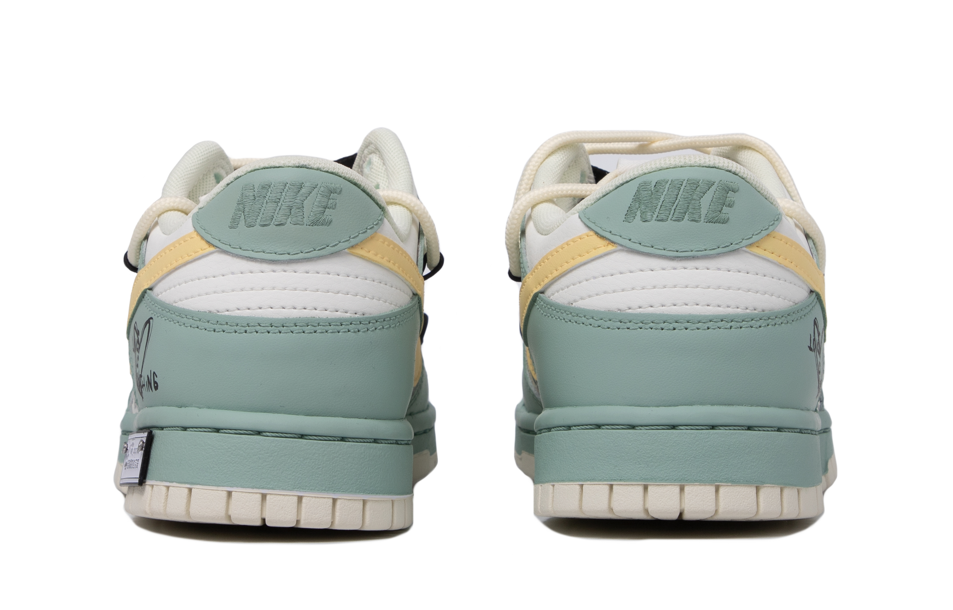 Shop 나이키 덩크 로우 '그린 그래피티' (커스텀) DJ6188-100(TeamM-男款撞色涂鸦青梅绿)