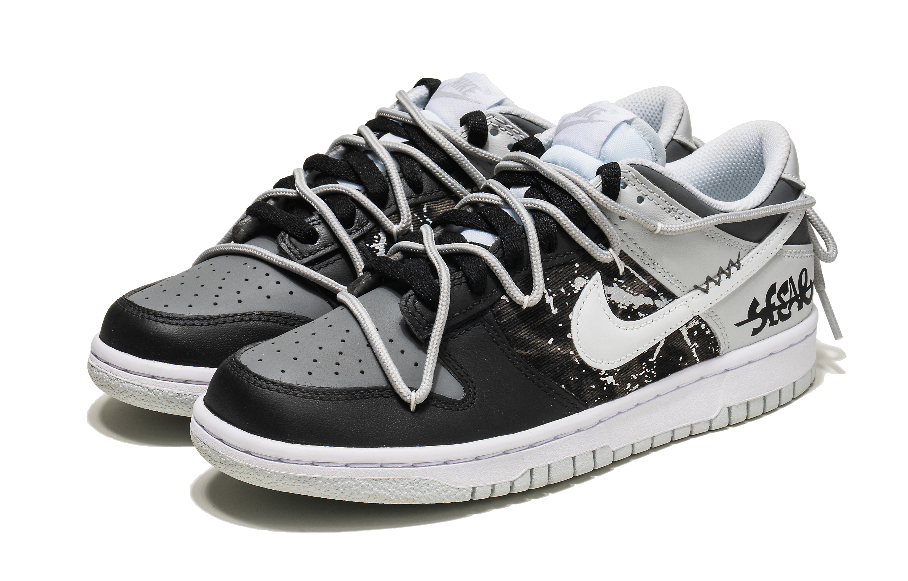Shop [Kasut Custom] Nike Dunk Low 'Grafiti Komik Kelabu-Hitam' DV0831-101(Team22-男款黑白漫画灰黑)