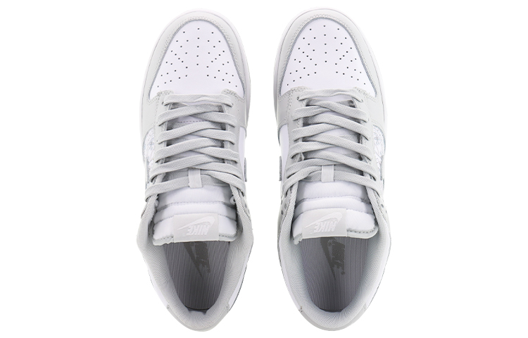 Shop 나이키 덩크 로우 '그레이 페이즐리' (커스텀) DD1391-103(Team10-腰果花)