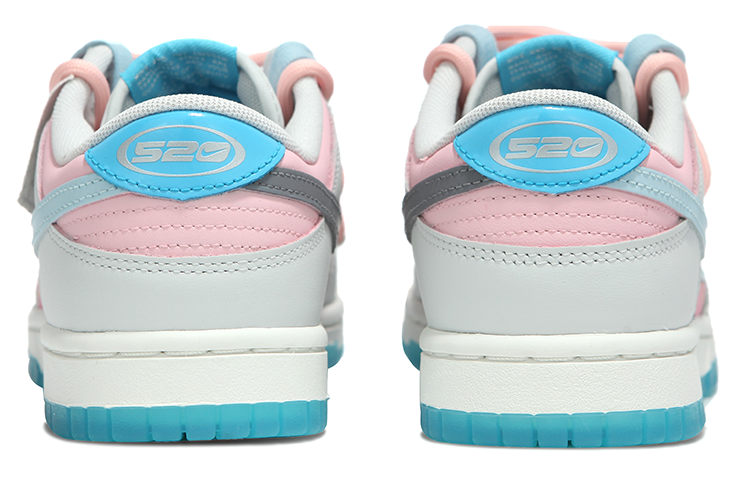 Shop [Sneakers Kustom] Nike Dunk Low 'Abu Muda Pink Kotak-kotak' FN3433-141(Team82-男女款ins风灰粉格子）