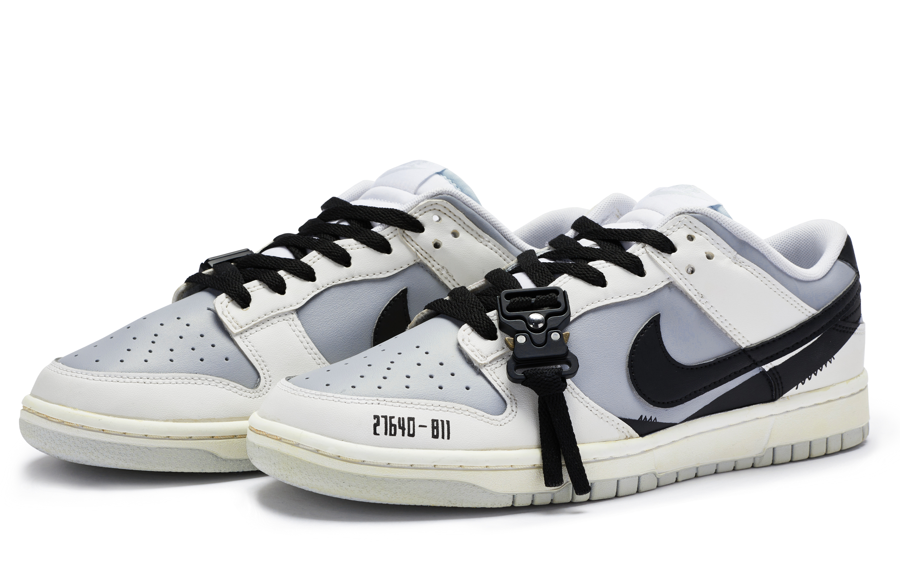 Lookbook [Kasut Tersuai] Nike Dunk Low 'Dilukis Tangan Hitam Putih Kelabu' DV0831-101-444119