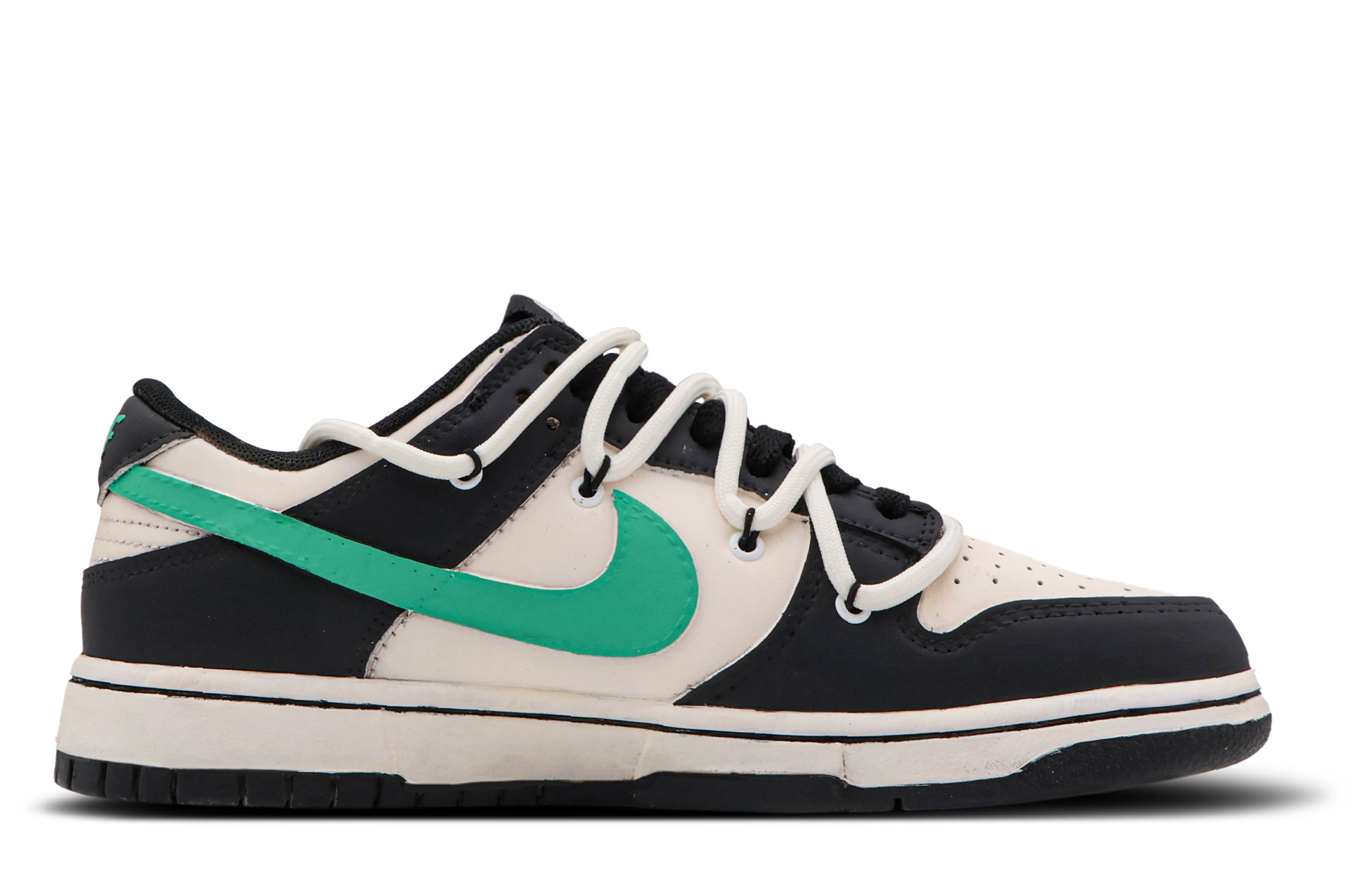 Lookbook 나이키 덩크 로우 '하트 알파벳 블랙-그린' (커스텀) CW1590-100(Team53-女款野果庄园)