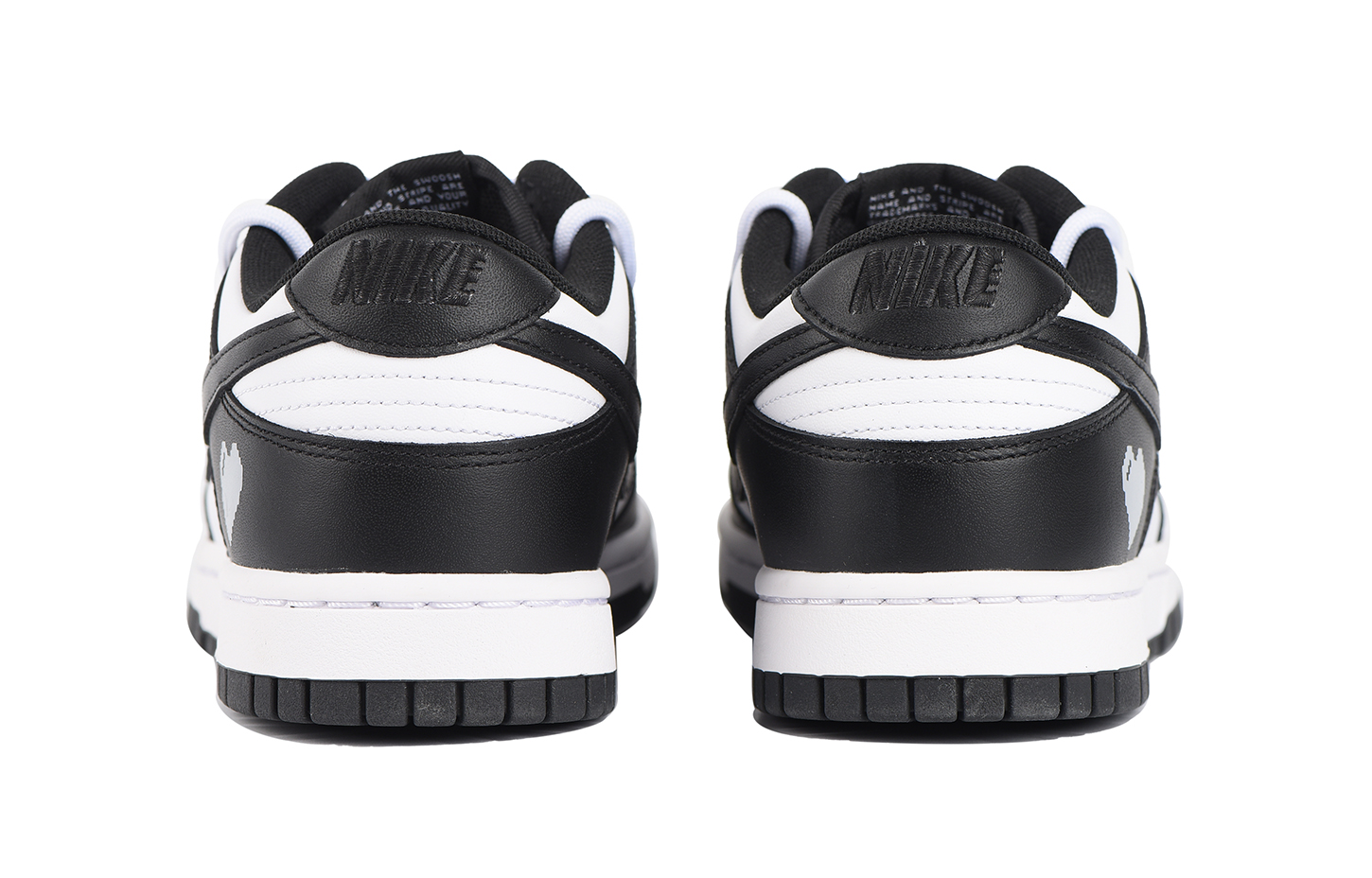 Shop [Sepatu Kustom] Nike Dunk Low 'Heart Deconstructed Hitam Putih' CW1590-100(Team拾伍-女款爱心三)