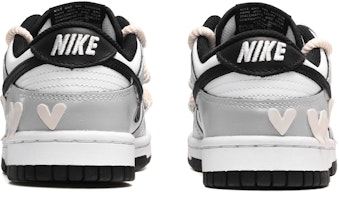 ナイキ ダンク LOW ハートパッチ 黒白 (Nike Dunk LOW Heart Patch Black/White) DD1391-100(TeamE-男款爱心贴黑白灰) Details for ナイキ ダンク LOW ハートパッチ 黒白 (Nike Dunk LOW Heart Patch Black/White) DD1391-100(TeamE-男款爱心贴黑白灰)